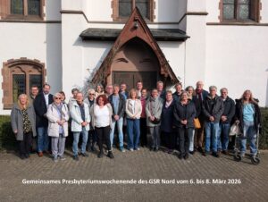 Gruppenbild vor der Kirche in Hamminkeln